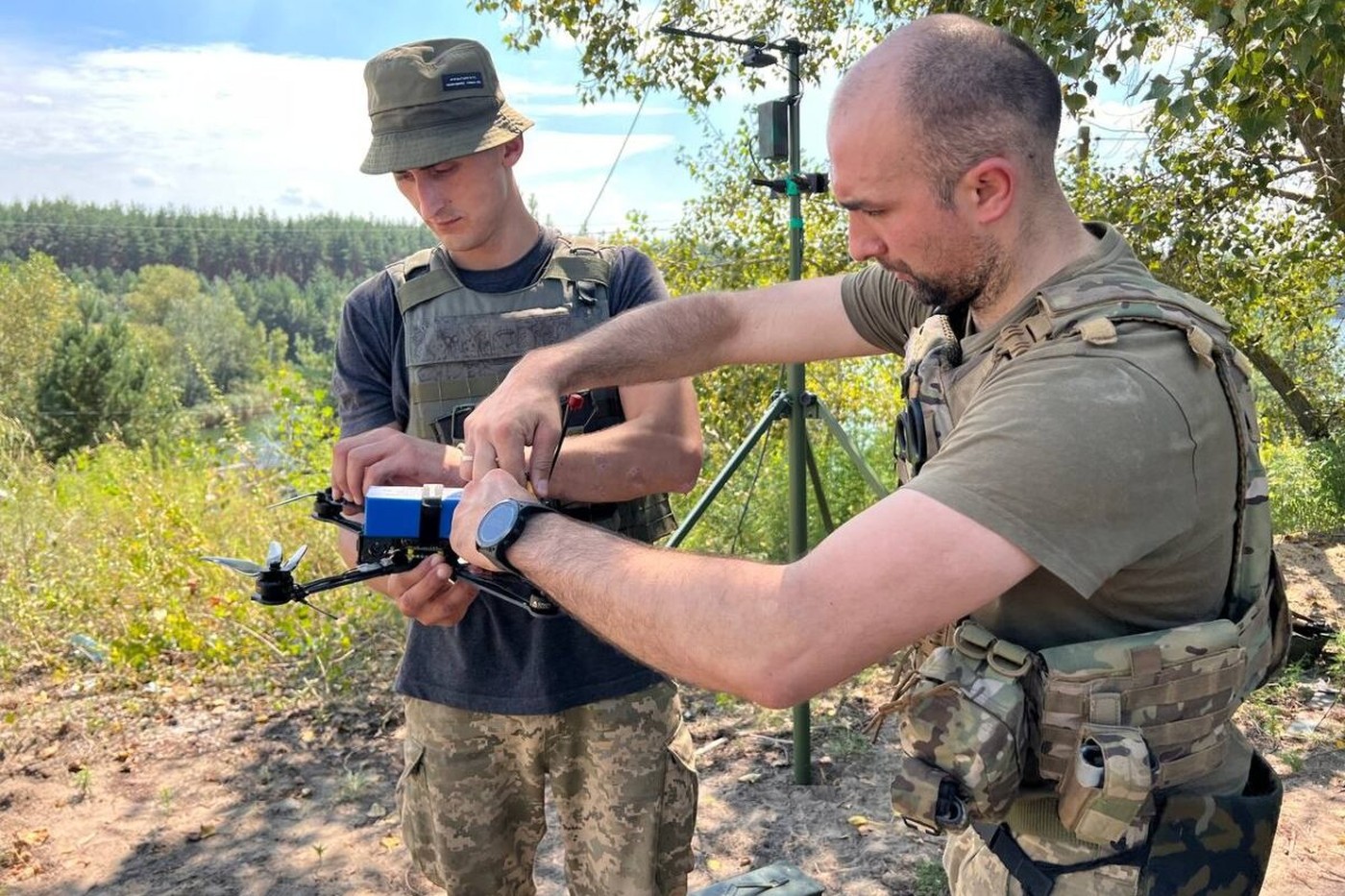 Магнітометр БПЛА: курс, калібрування та вплив електроніки