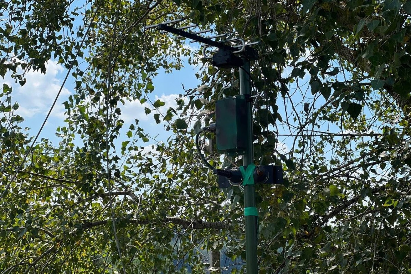 Повітряний ретранслятор для БПЛА: геометрія лінії видимості та затримка каналу